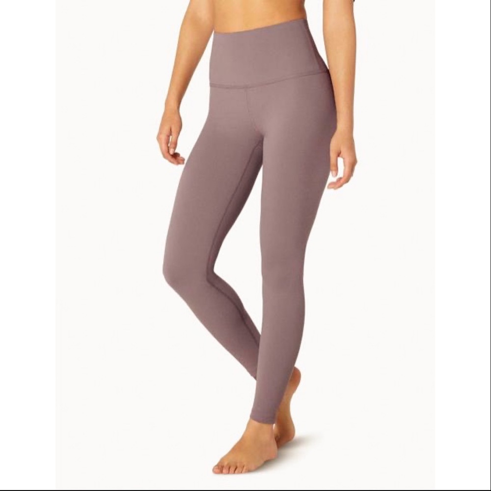 Beyond Yoga Caught in the Midi High Waist Legging